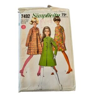 Vintage Simplicity Pattern 7492 Twiggy Dress Swing Coat Teen 11/12 Cut Retro